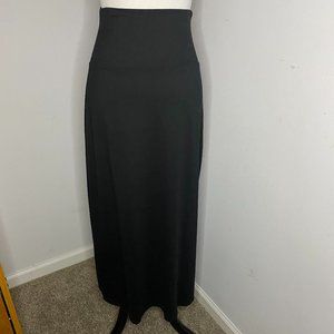 NWT Agnes & Dora Black Side Slit Maxi Skirt